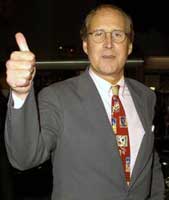 Chevy Chase gets the thumbs down